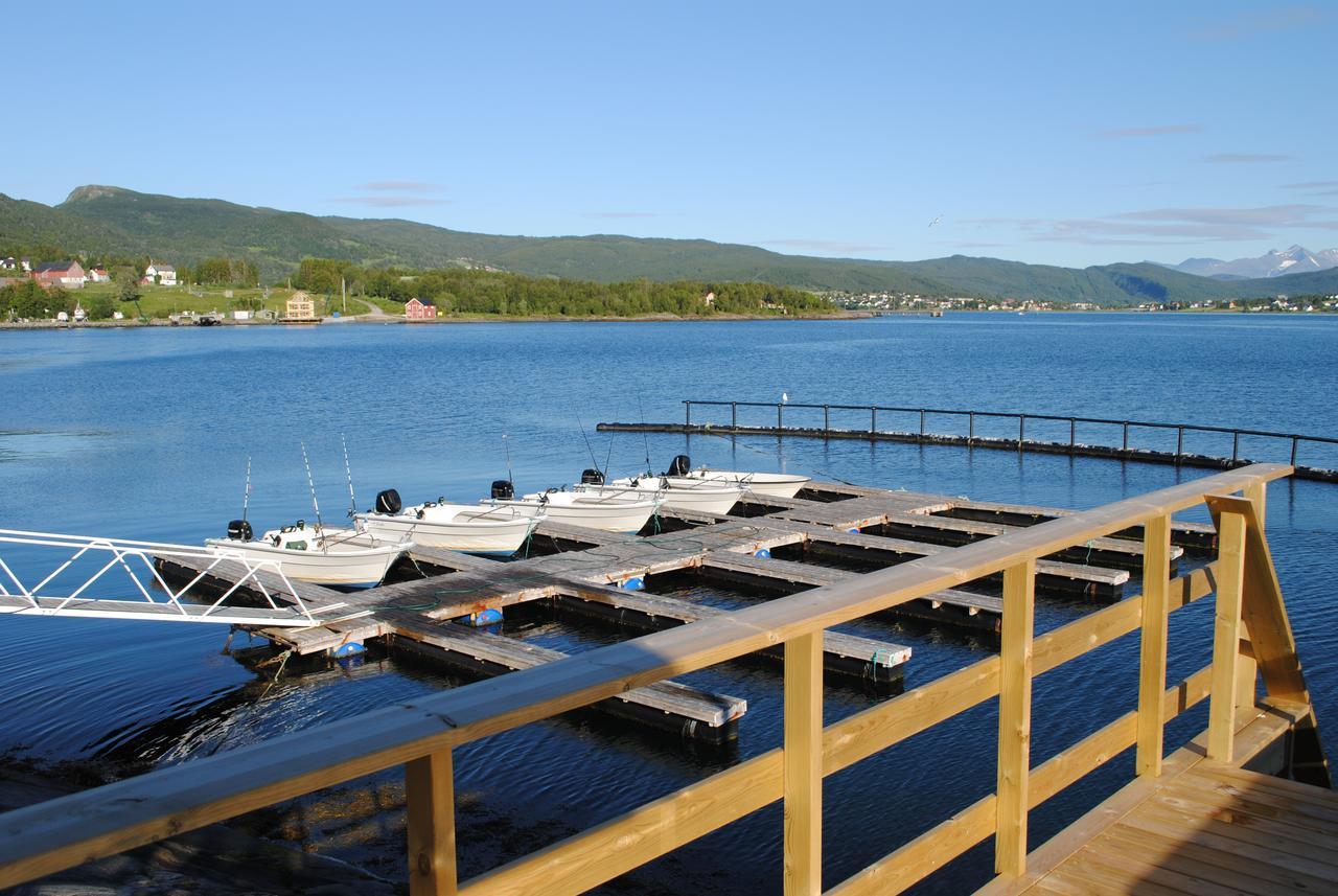 Furoy Hotel Apartments And Boating Sorreisa Екстериор снимка