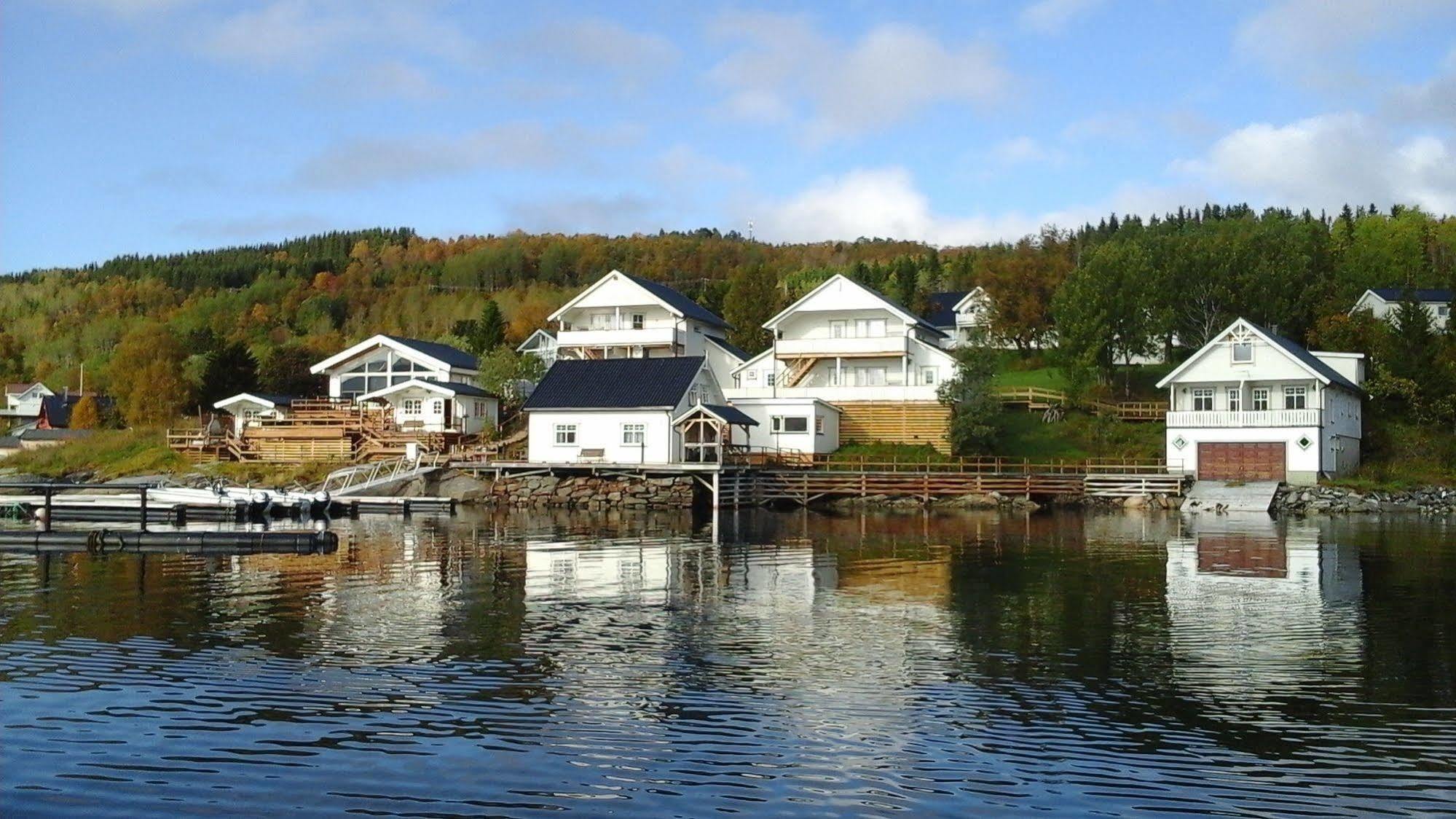 Furoy Hotel Apartments And Boating Sorreisa Екстериор снимка